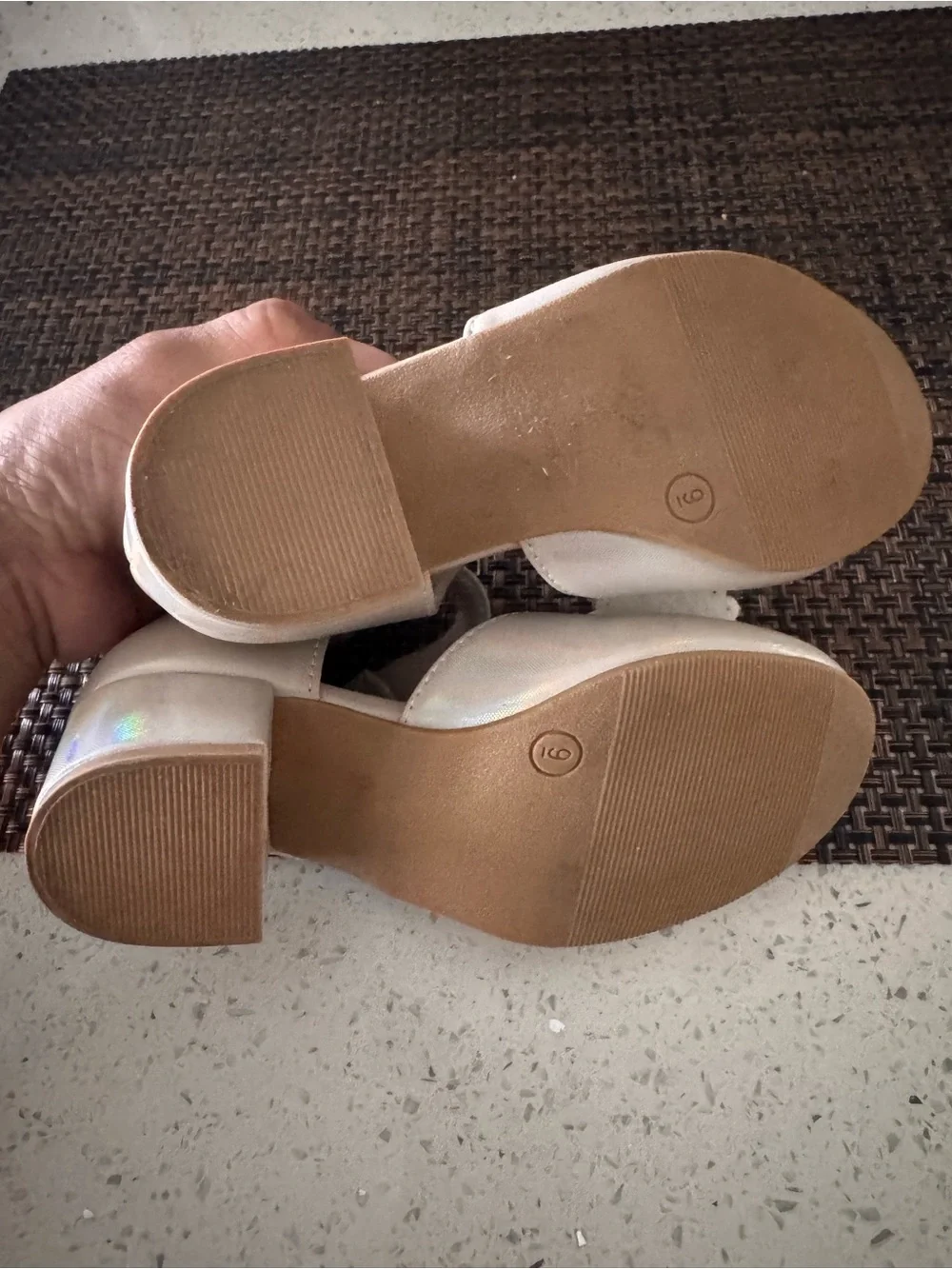 Rachels Shoes Girls Pearl Iridescent Bow Dress Shoes
